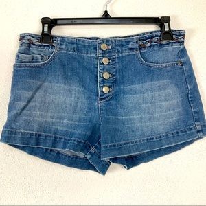 Free people shorts.        B